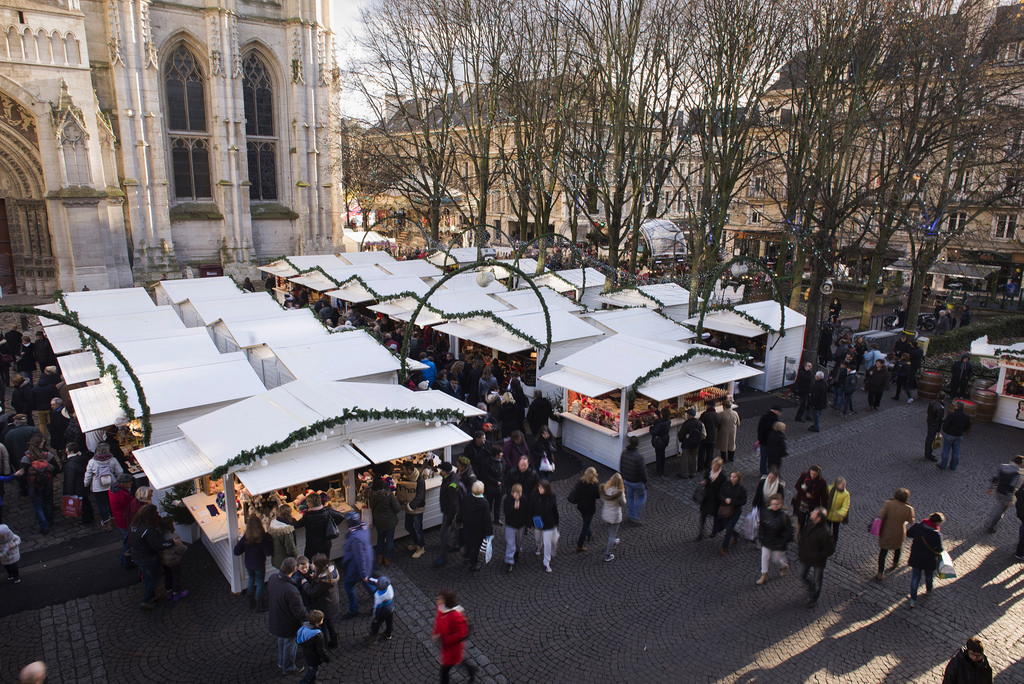 Vue d'ensemble sur le Marché de Noël de Rouen